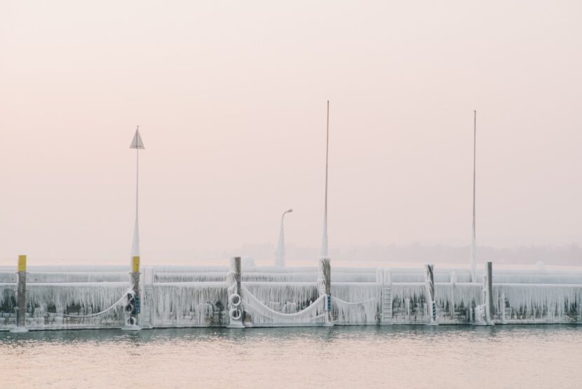 konstanz gefrorener hafen bodensee 0004