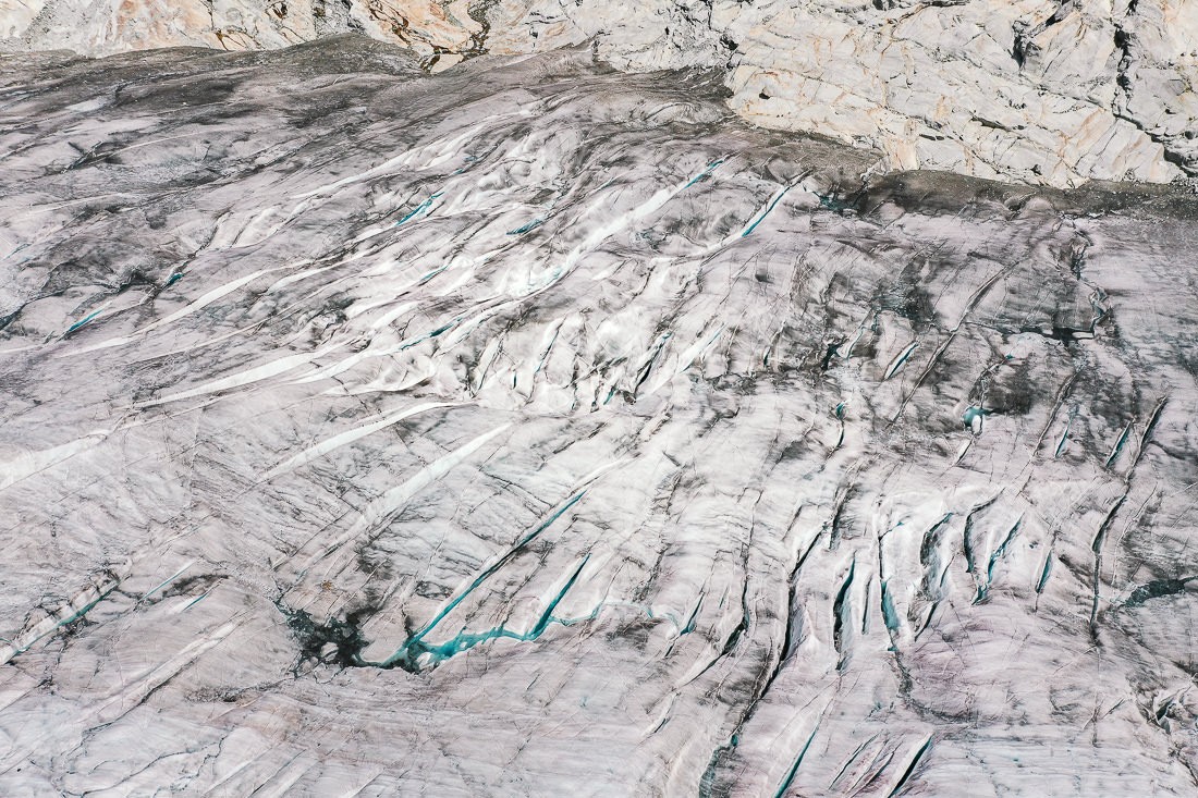 029 aletschgletscher luftaufnahmen drohne wanderung - Gletschertour zum Griesslisee und Aletschgletscher