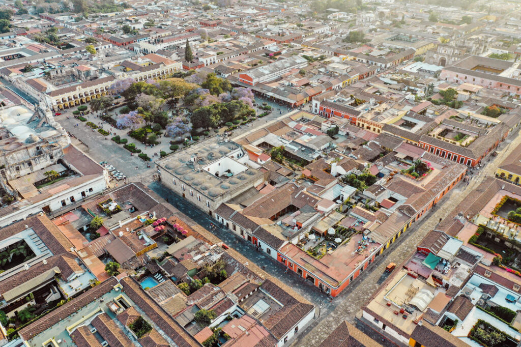 010 antigua historic town guatemala drone 1024x682 - Antigua (Guatemala) von oben