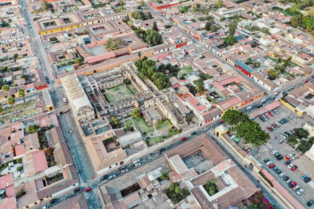 011 antigua historic town guatemala drone 1024x682 - Antigua (Guatemala) von oben