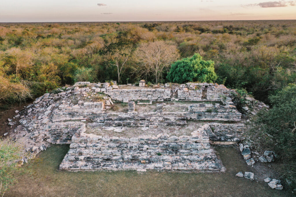 012 mexiko tempel yucatan 1024x682 - Alte Tempel auf Yucatan und die gelbe Stadt Izamal